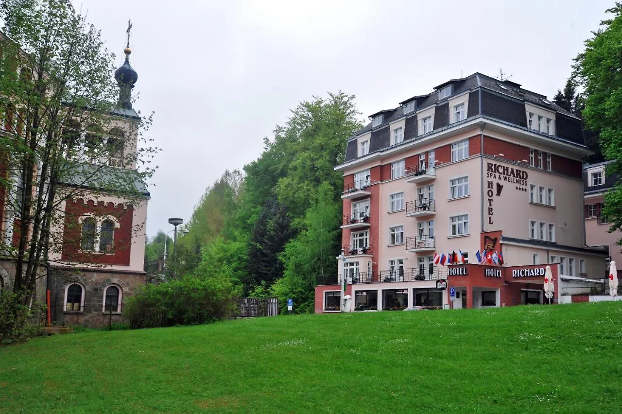 Hotel Richard Spa & Wellness Марианске-Лазне